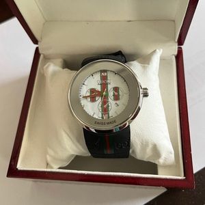 Gucci Pantcaon Swiss Made Watch